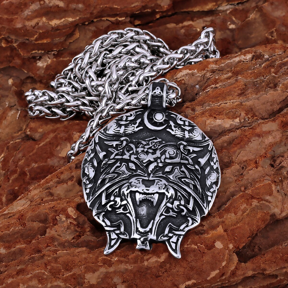 Head Celtic Wolf Necklace